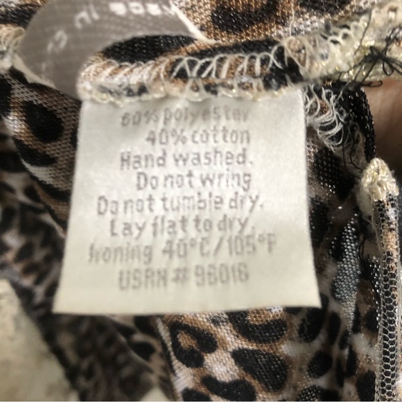 Passion Concept Vintage Style Top in Leopard Print - Picture 8 of 8